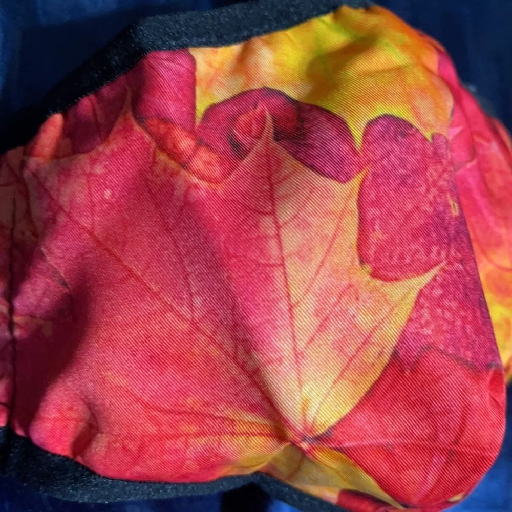 6/$20 New Autumn leaf face mask